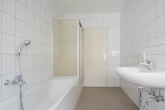 Charmante 2-Zimmer-Wohnung in attraktiver Ingelheimer Lage - Badezimmer_